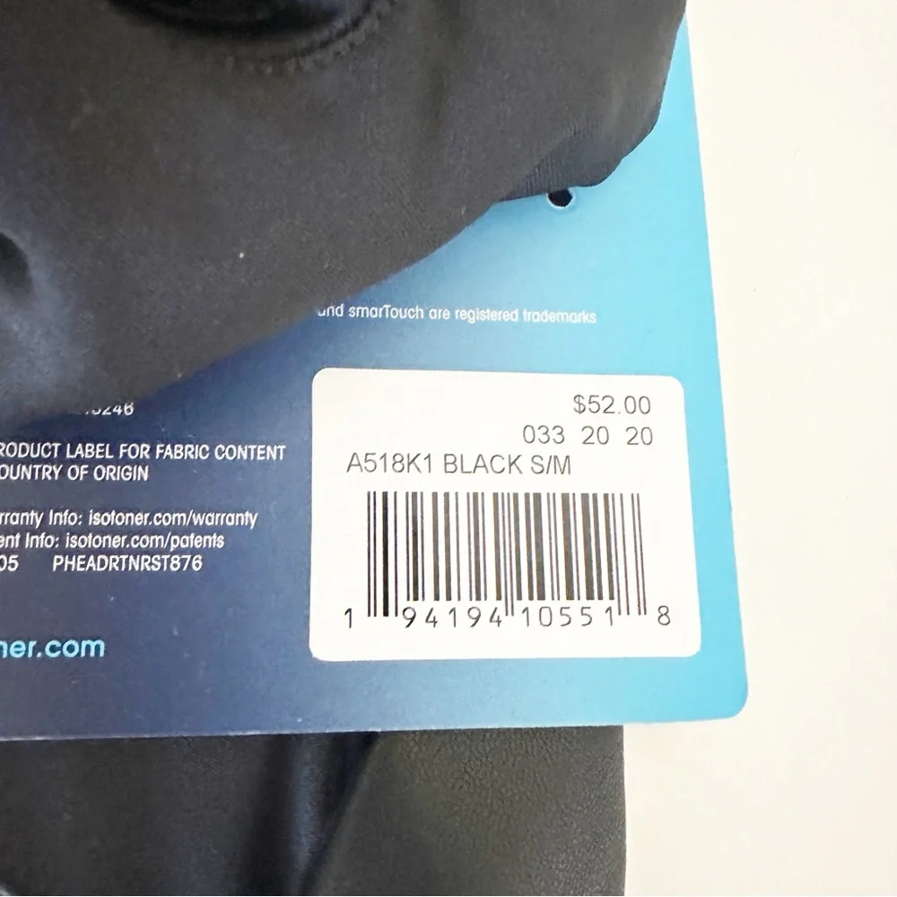 Isotoner NWT Black S/M Touchscreen Gloves - Picture 2 of 7